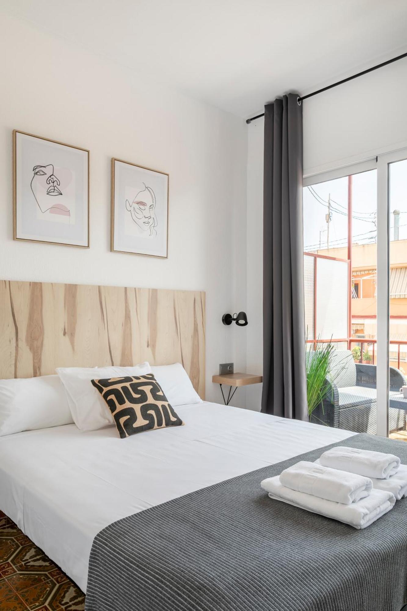 Casa Mila Sv19 Guesthouse Аликанте Екстериор снимка