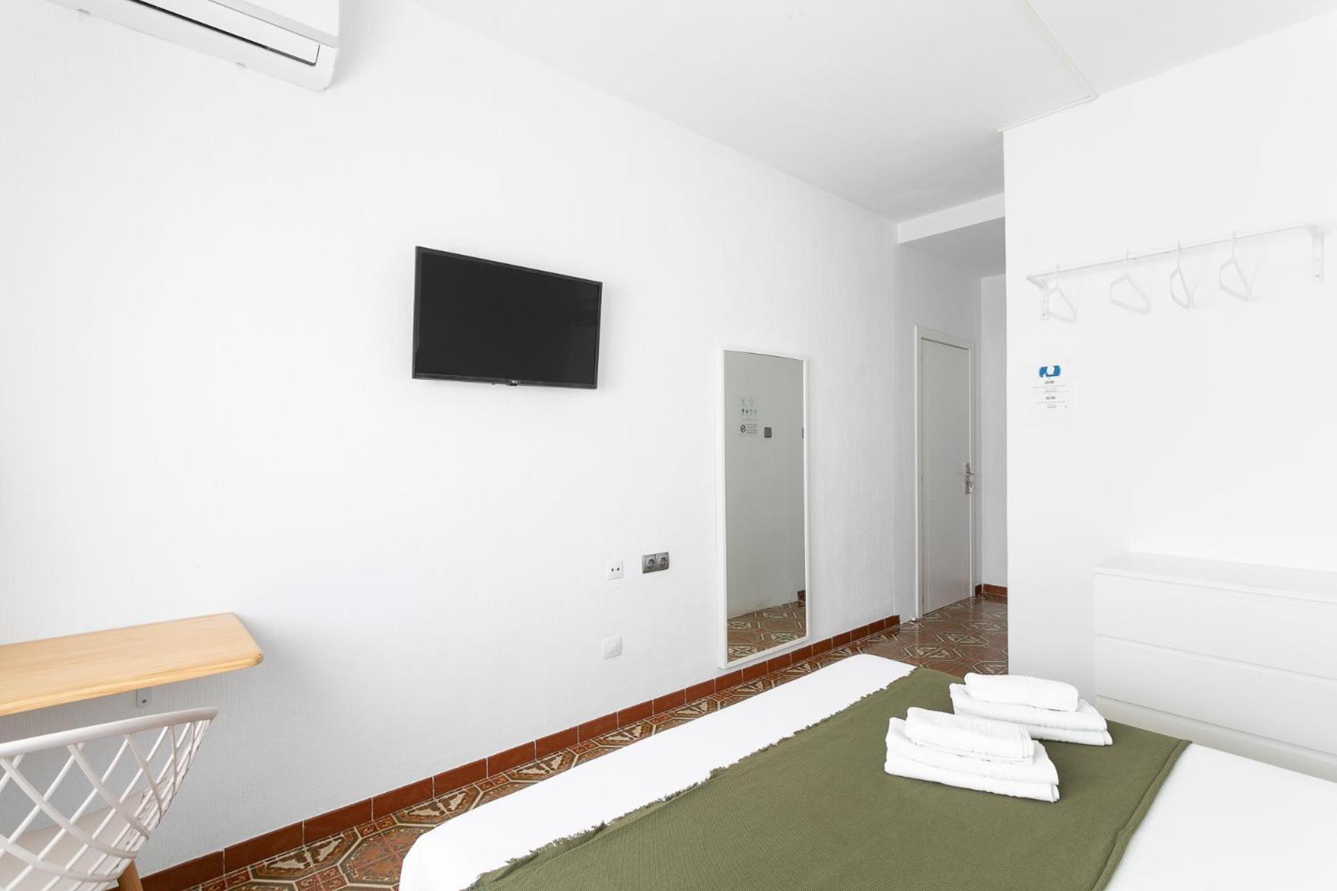 Casa Mila Sv19 Guesthouse Аликанте Стая снимка