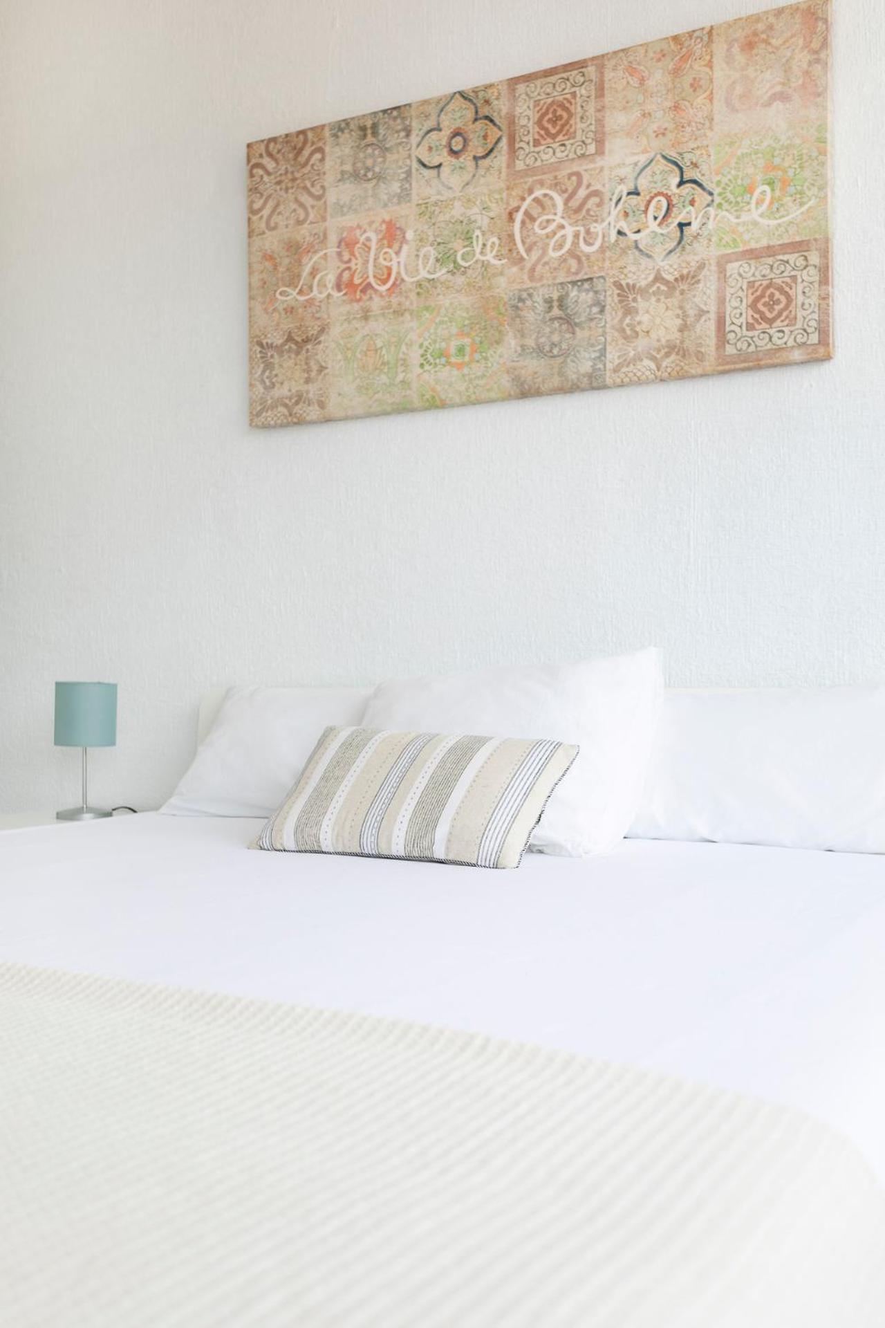 Casa Mila Sv19 Guesthouse Аликанте Стая снимка